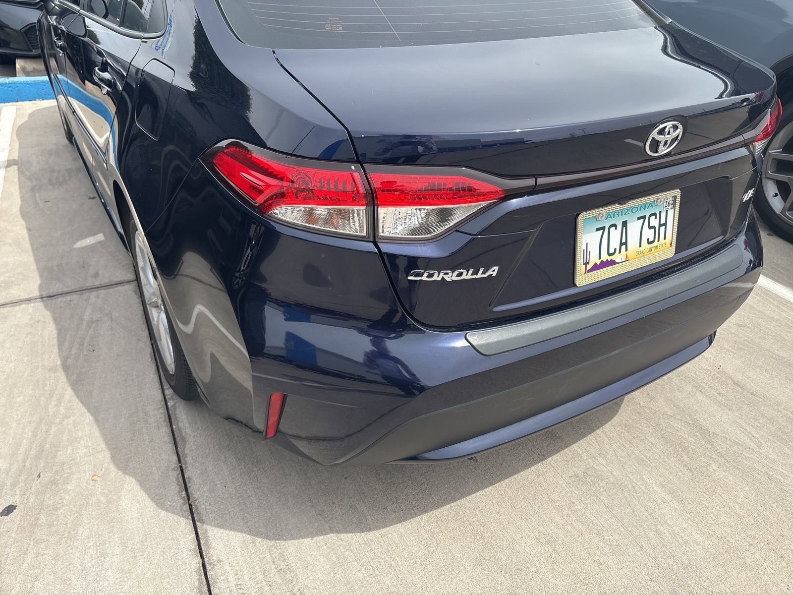 Used 2021 Toyota Corolla LE w/ LE Convenience Package image 17