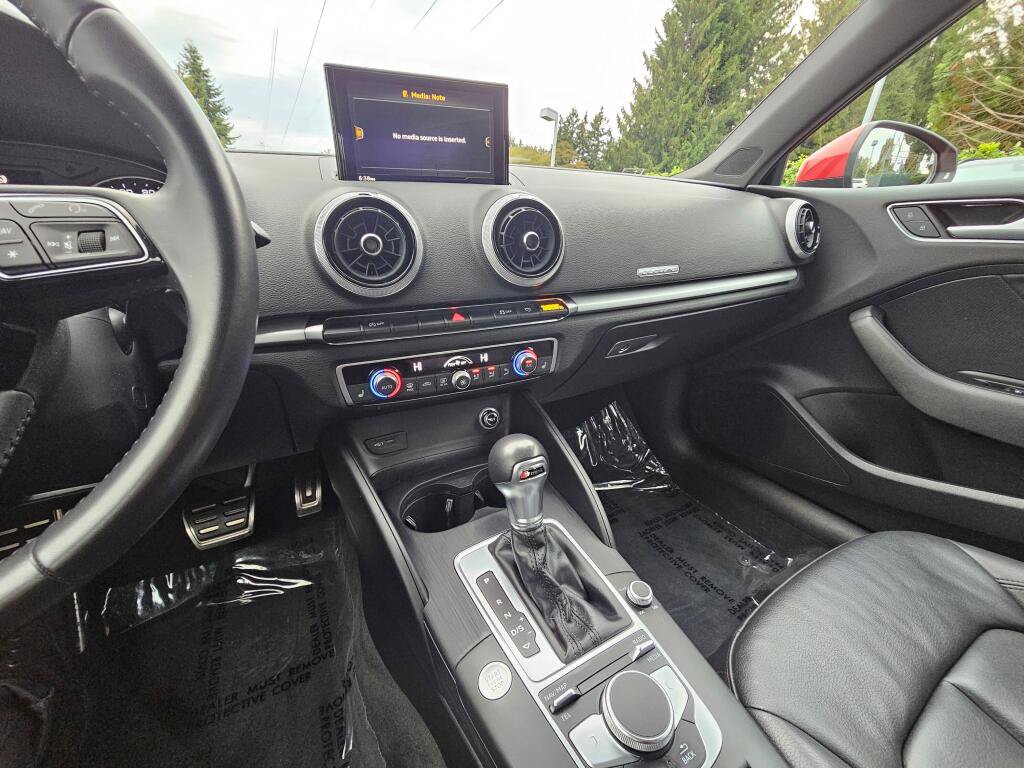 Used 2018 Audi A3 2.0T Premium w/ Convenience Package AWD/4WD image 31