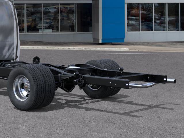 New 2026 Chevrolet Express 3500 image 11