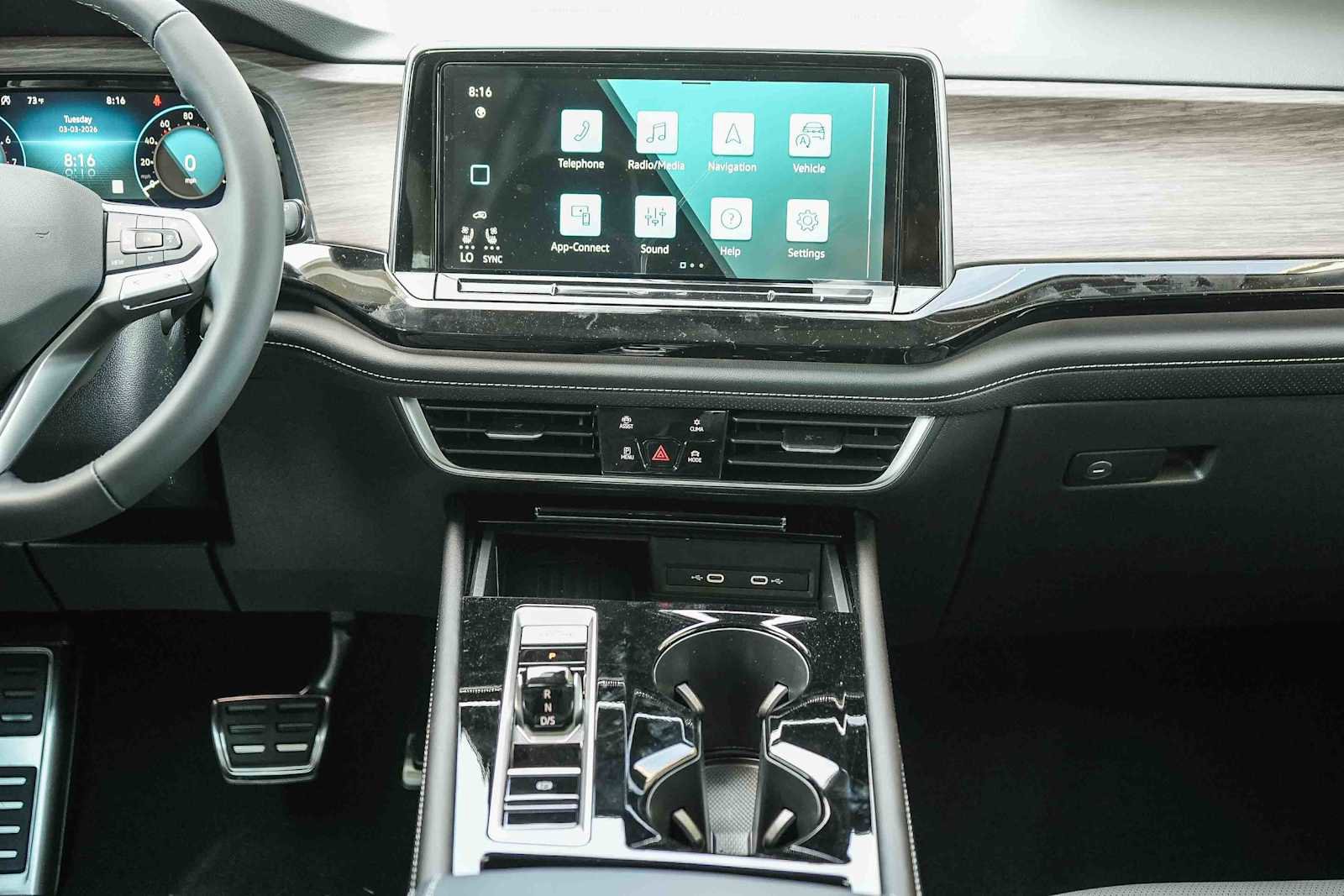 New 2026 Volkswagen Atlas SEL Premium R-Line image 15