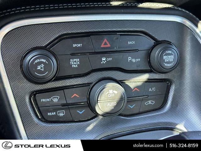 Used 2016 Dodge Challenger R/T Scat Pack w/ Leather Interior Group image 29