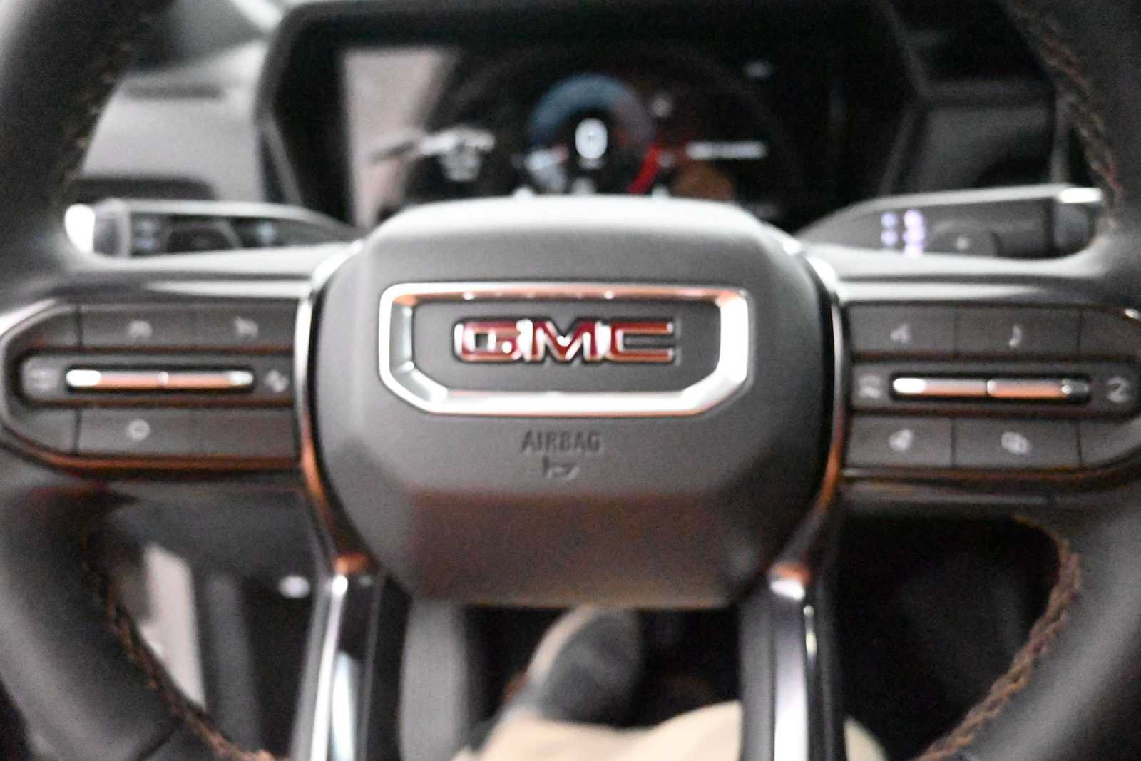 New 2026 GMC Terrain AT4 w/ Technology Package II AWD/4WD image 19