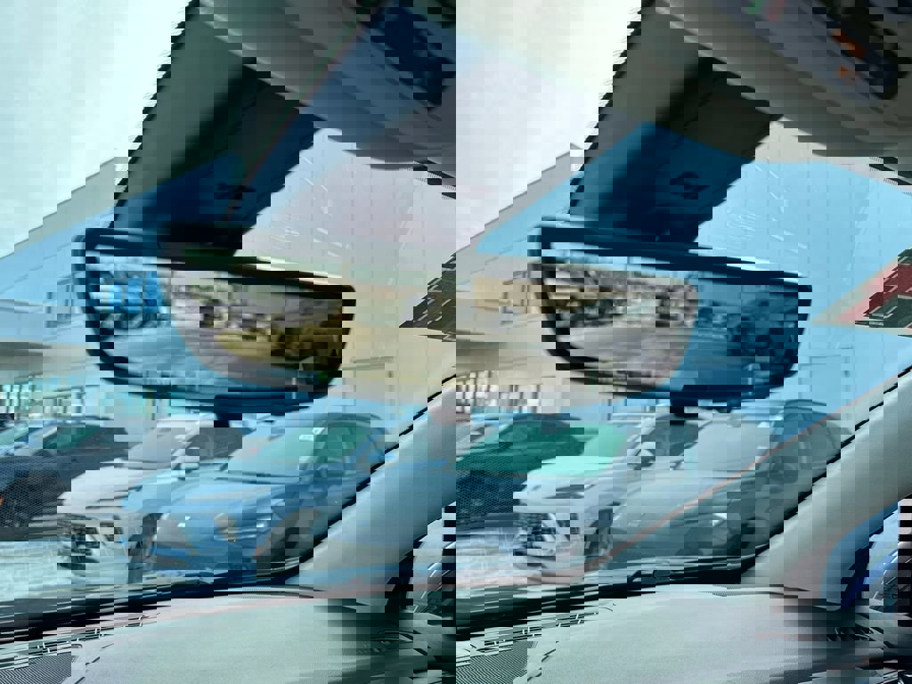 Used 2024 Buick Enclave Avenir image 35