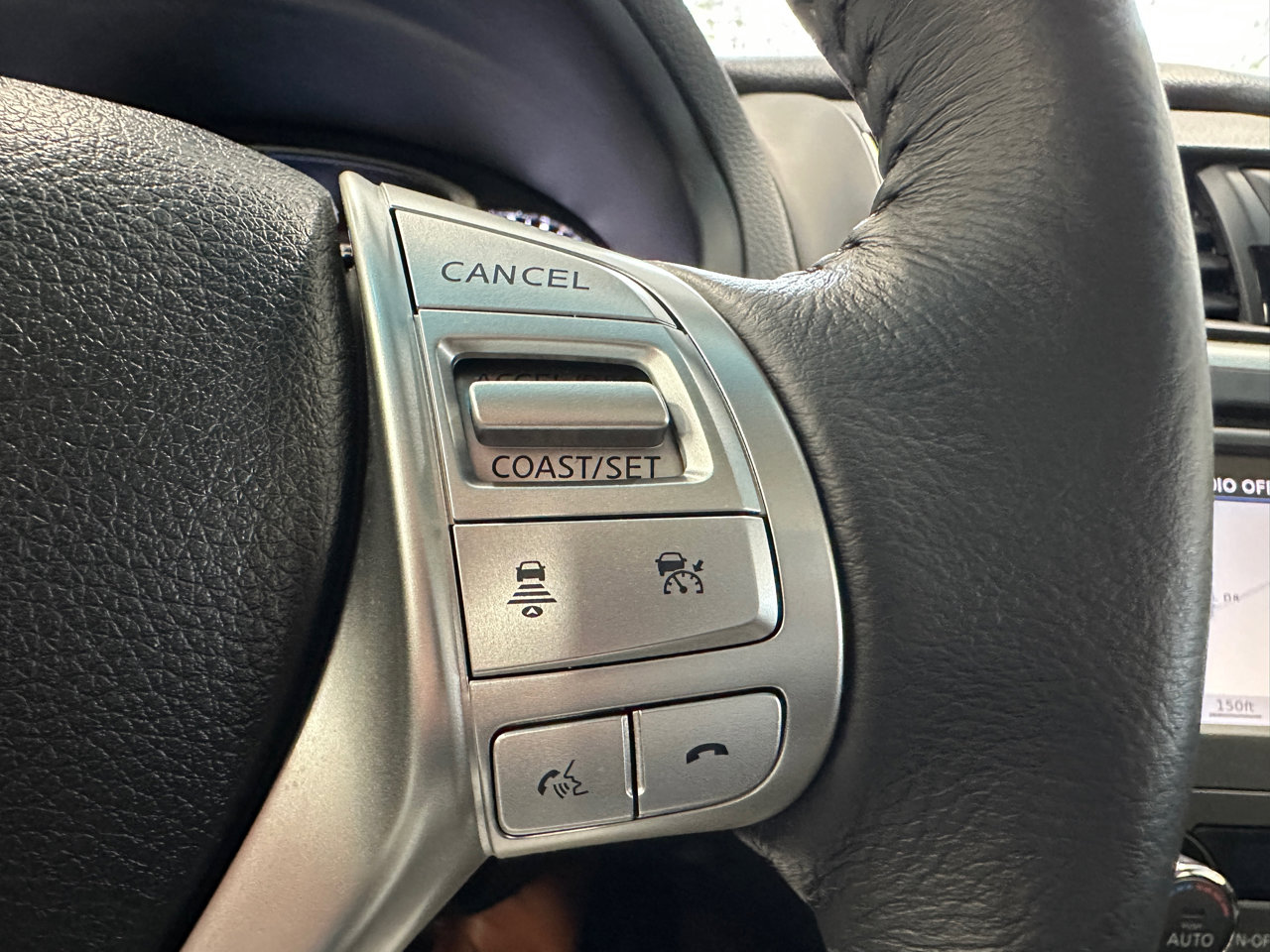 Used 2016 Nissan Altima 2.5 SL w/ 2.5 Technology Package image 35