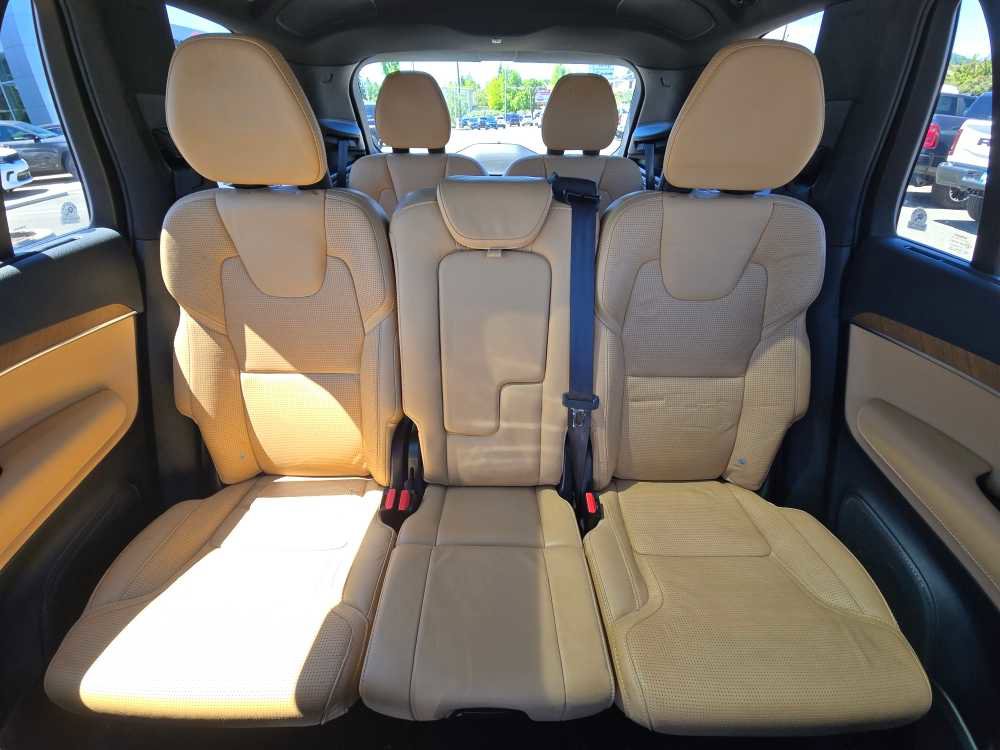 Used 2018 Volvo XC90 T6 Inscription w/ Convenience Package AWD/4WD image 18
