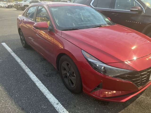 Used 2023 Hyundai Elantra SEL