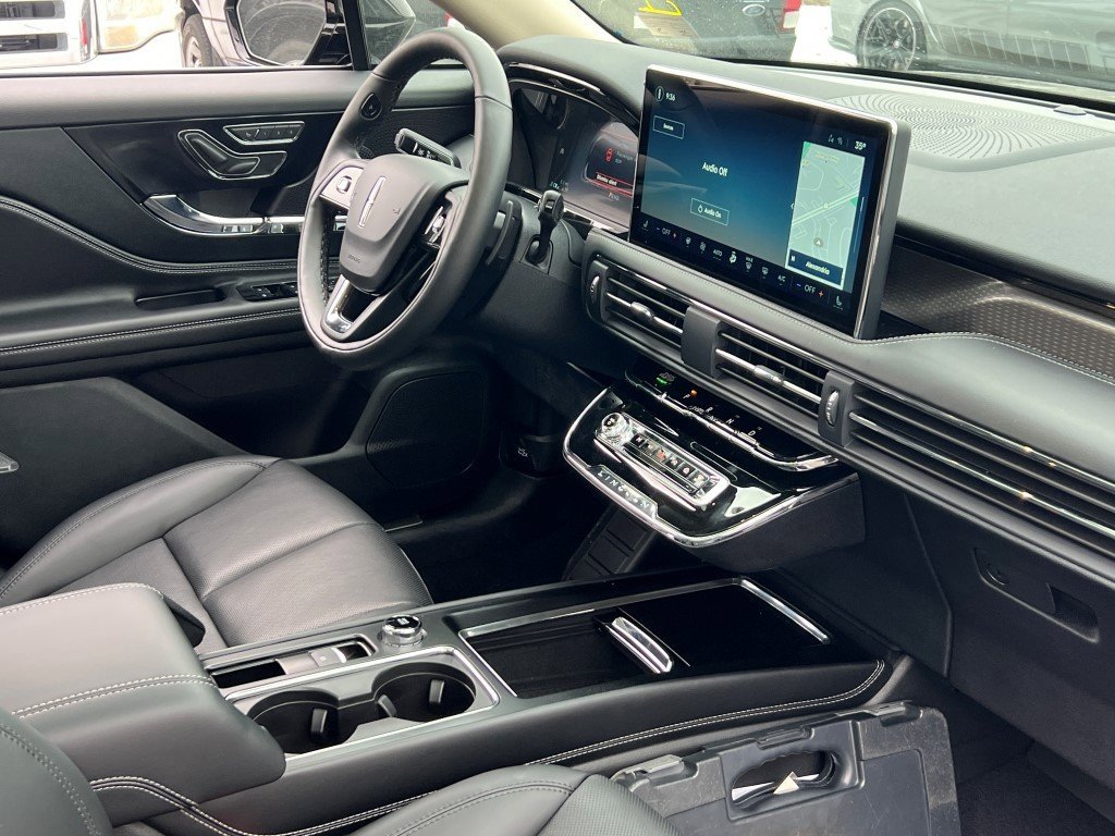 New 2026 Lincoln Corsair Reserve image 10