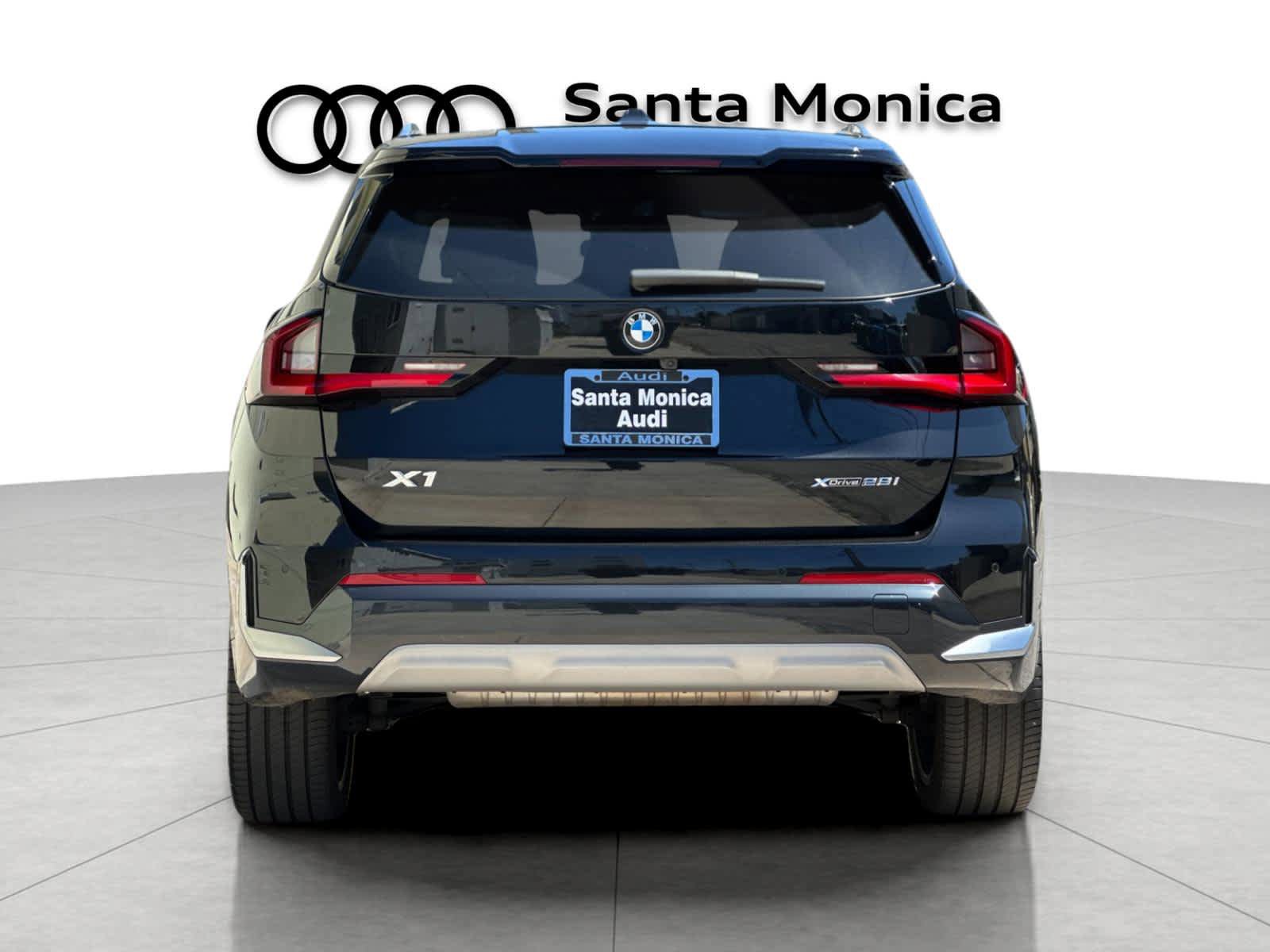 Used 2023 BMW X1 xDrive28i w/ Convenience Package AWD/4WD image 7