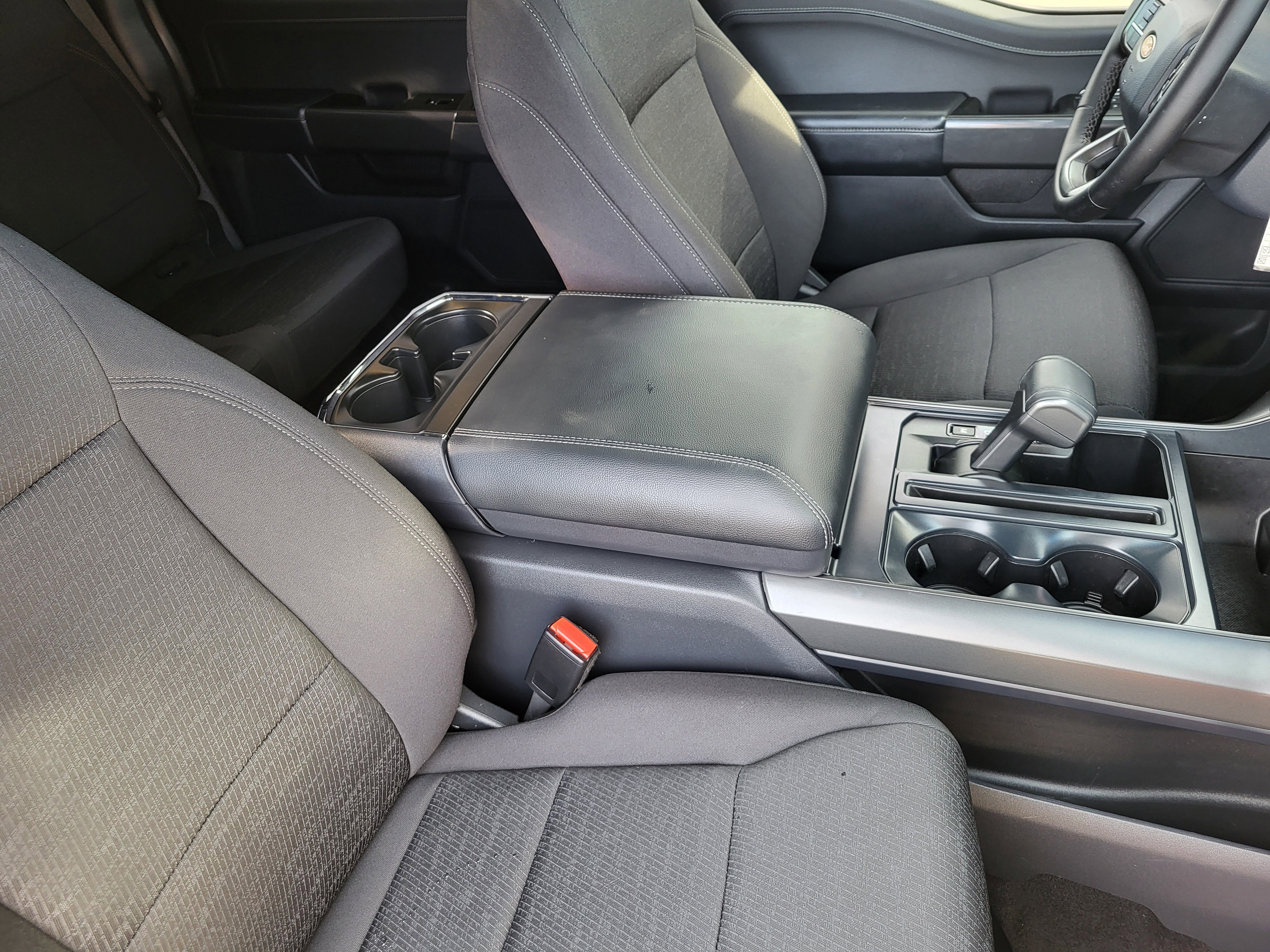Used 2024 Ford F150 XLT w/ FX4 Off-Road Package image 13