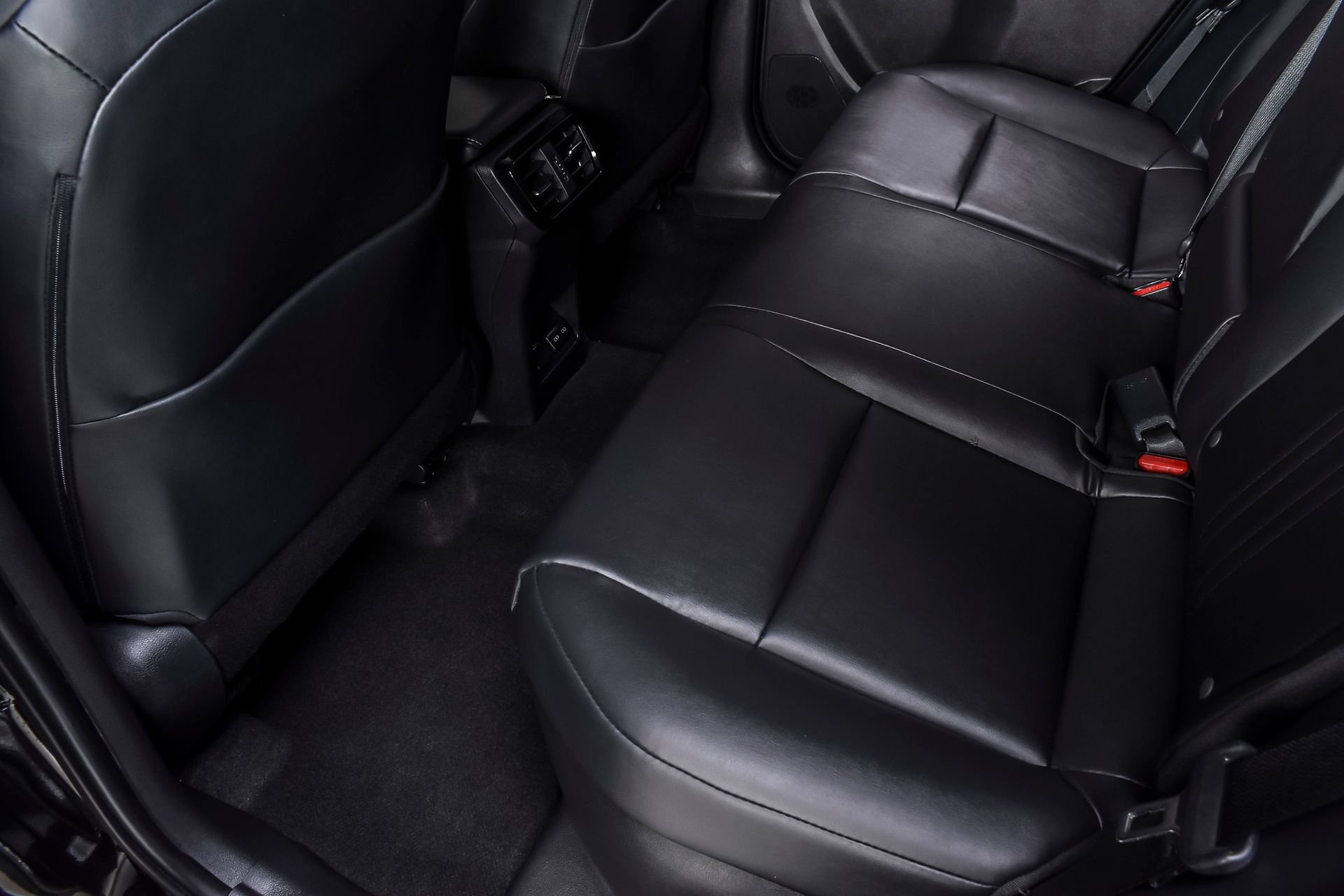 Used 2025 Lexus NX 350h AWD w/ Cold Area Package image 20