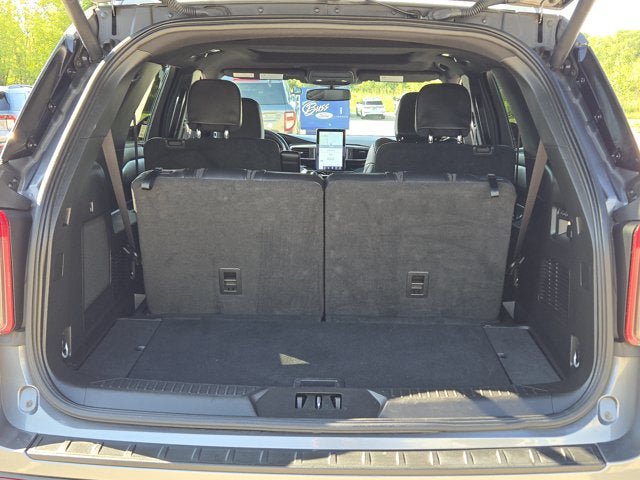 Used 2023 Ford Explorer ST w/ Equipment Group 401A AWD/4WD image 16