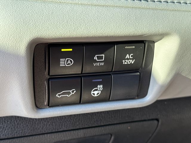 Used 2023 Toyota Highlander Platinum image 25