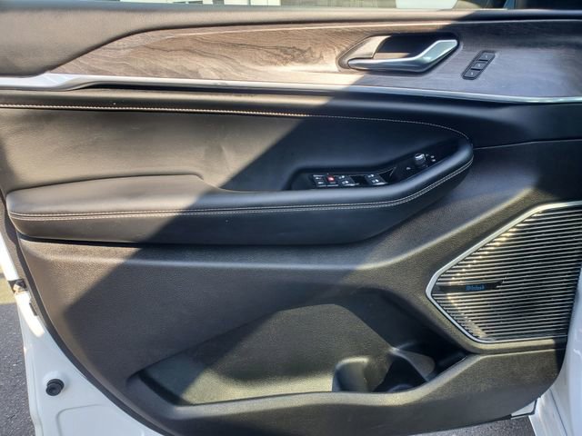 Used 2021 Jeep Grand Cherokee L Overland image 11