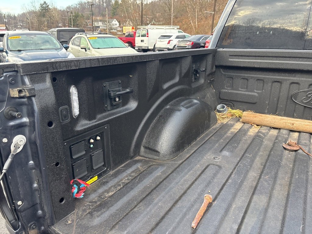 Used 2022 Ford F150 Lightning Lariat w/ Max Trailer Tow Package image 21