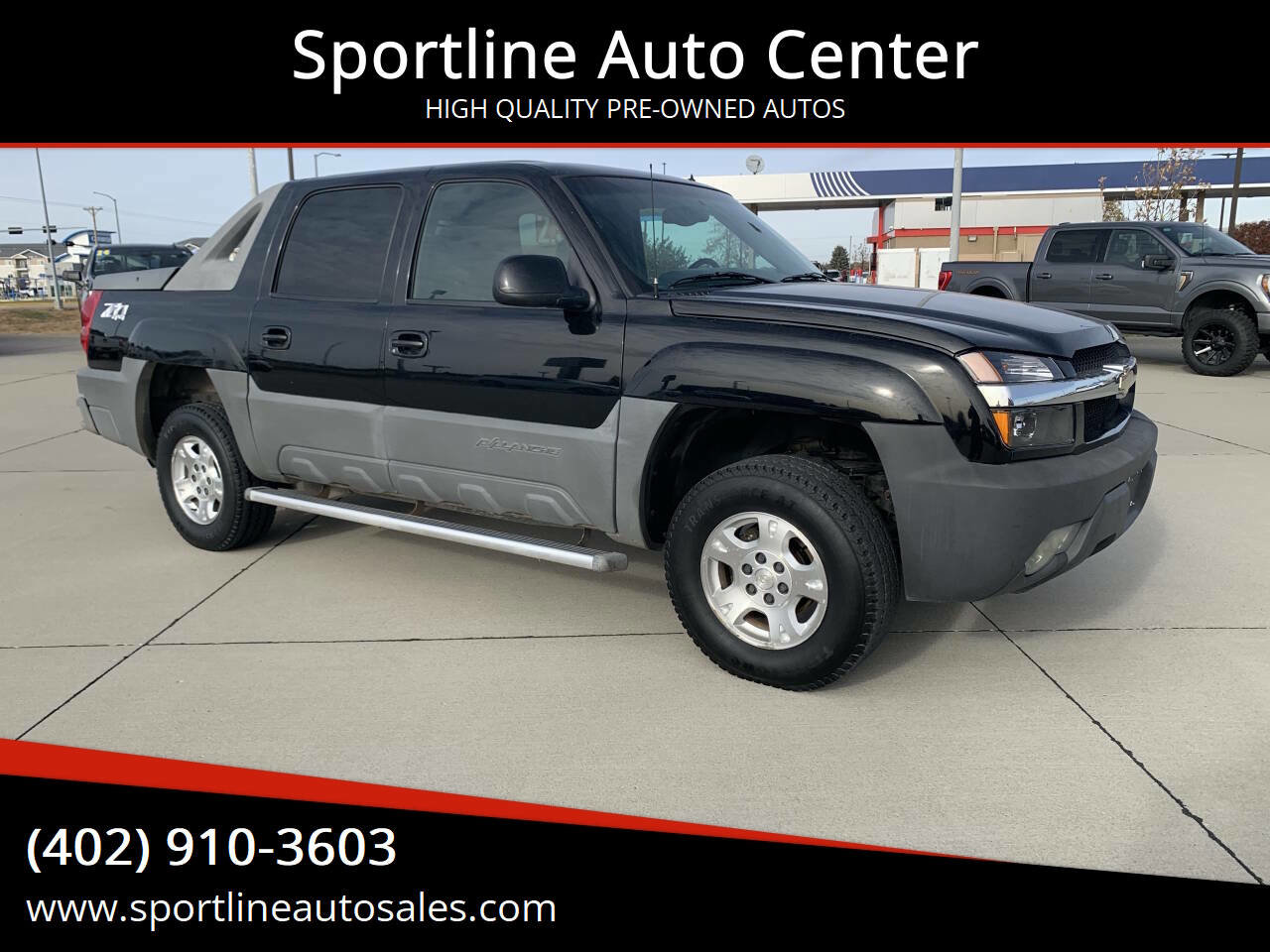 Used 2002 Chevrolet Avalanche 4x4 w/ Off-Road Suspension Pkg image 1