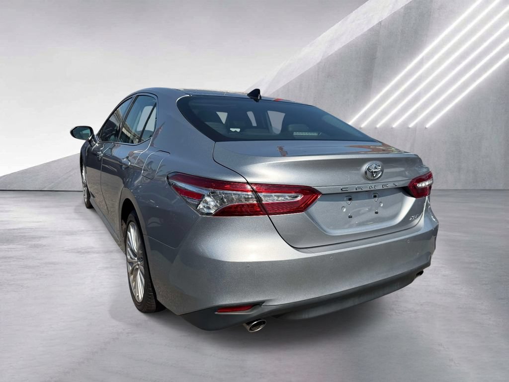 Used 2019 Toyota Camry FWD image 5