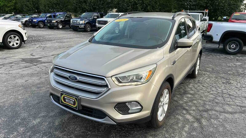 Used 2018 Ford Escape SEL image 4