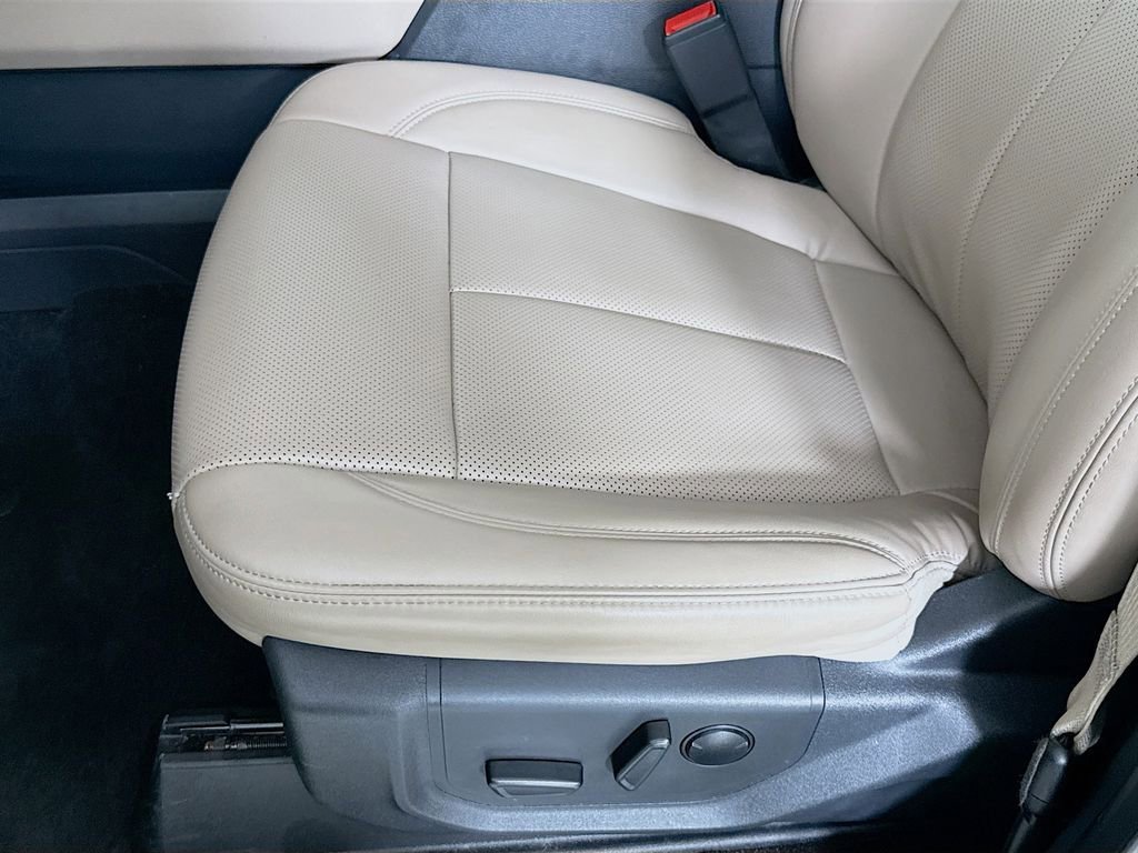 Used 2023 Ford Expedition Max XLT AWD/4WD image 23