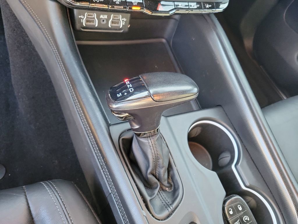 Used 2022 Dodge Durango GT image 25