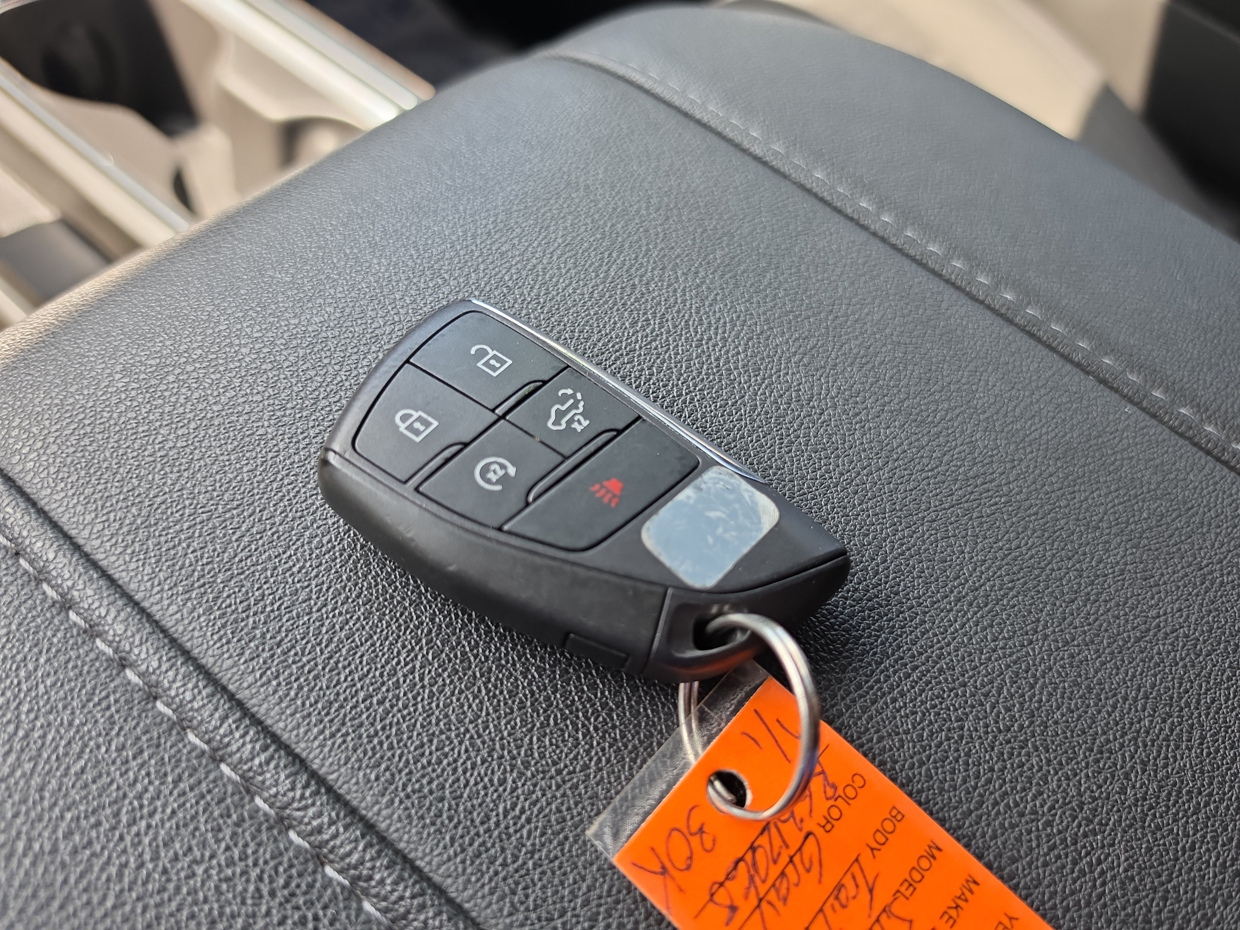 Used 2024 Chevrolet Silverado 1500 LT Trail Boss w/ Convenience Package II AWD/4WD image 34