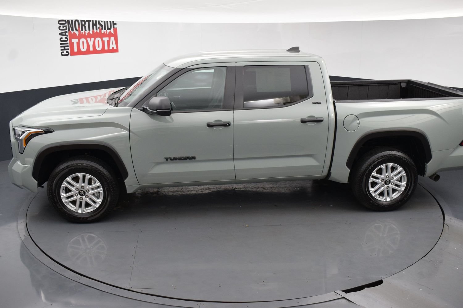 Used 2026 Toyota Tundra SR5 AWD/4WD image 19