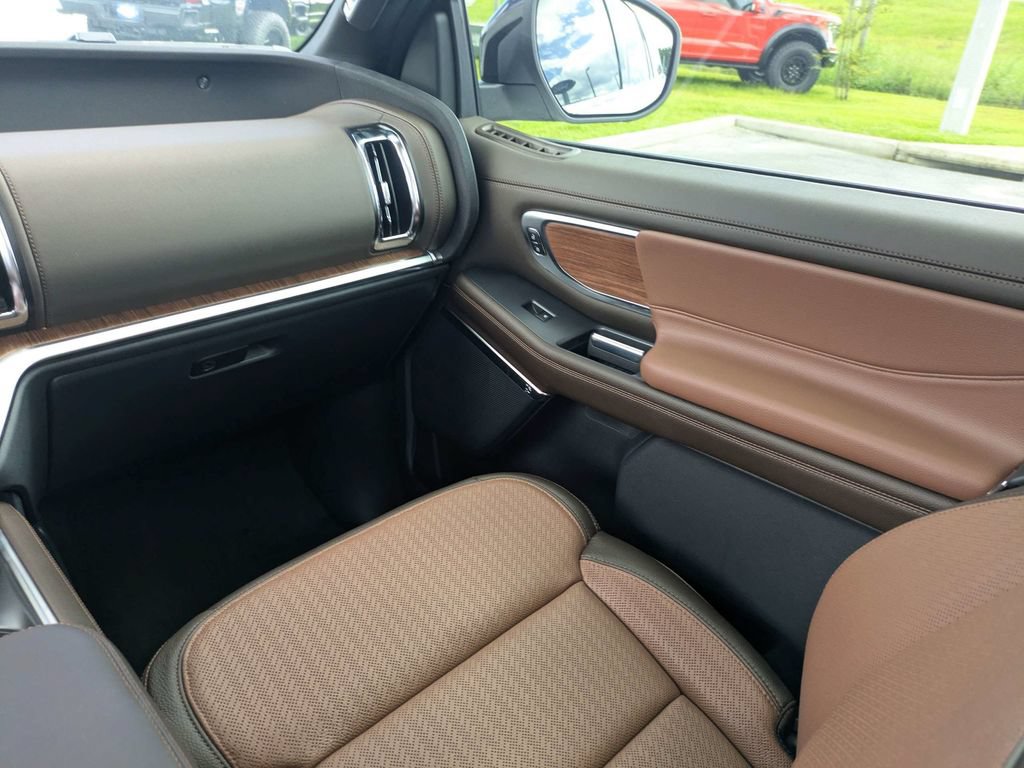 New 2027 Ford Expedition King Ranch AWD/4WD image 24