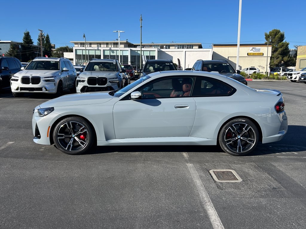 New 2026 BMW 230i Coupe w/ Premium Package RWD image 2