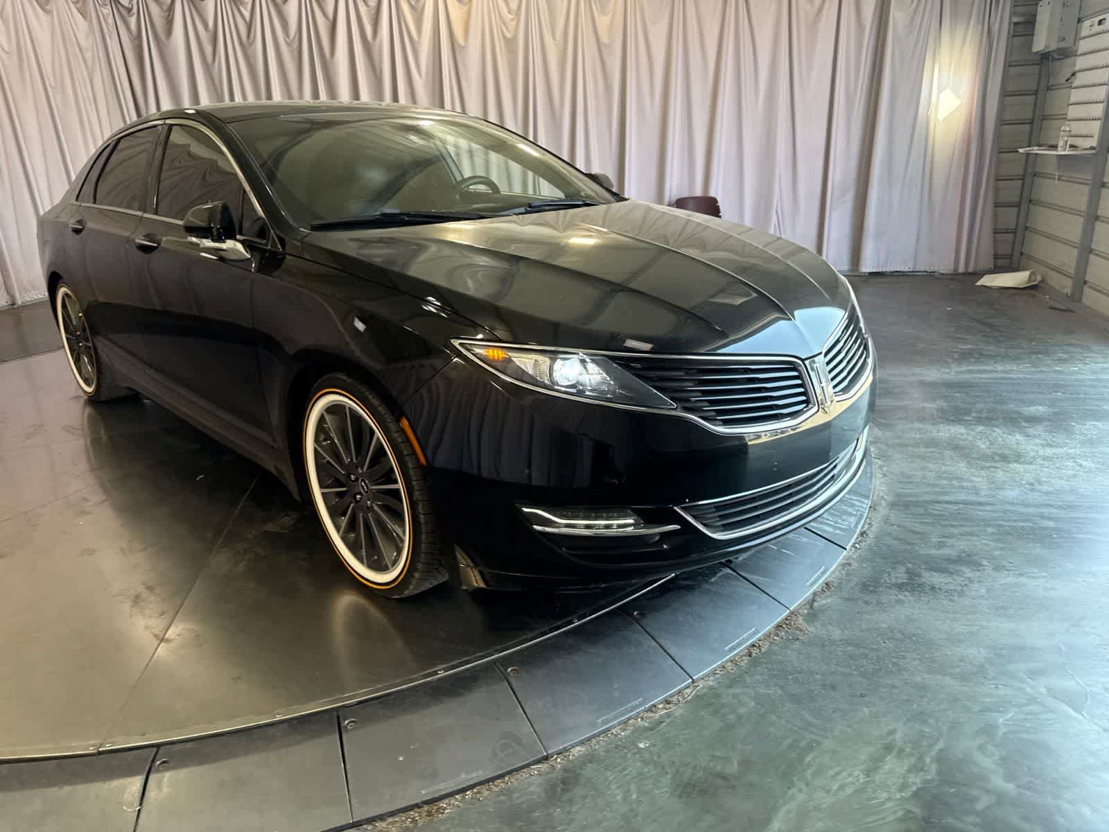 Used 2016 Lincoln MKZ Black Label w/ Technology Package AWD/4WD image 3