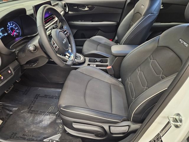 Used 2023 Kia Forte GT-Line w/ GT-Line Premium Package image 11