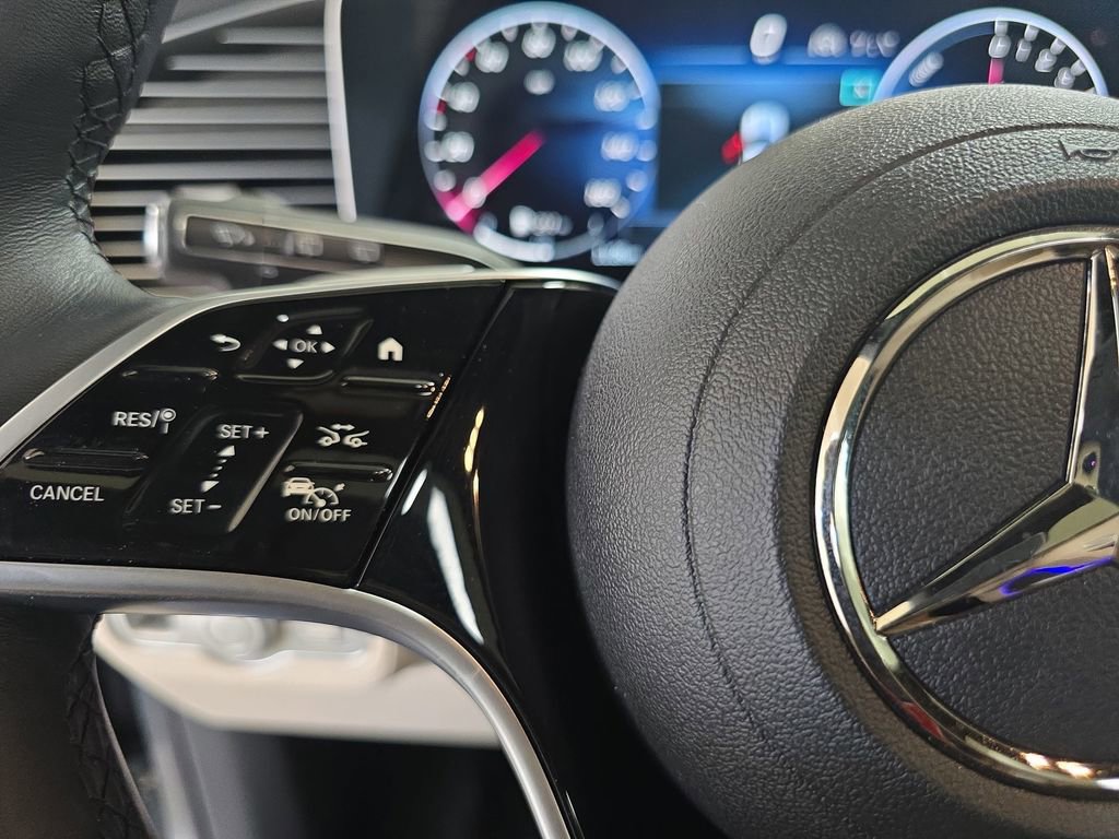 Used 2025 Mercedes-Benz GLE 450e 4MATIC image 20
