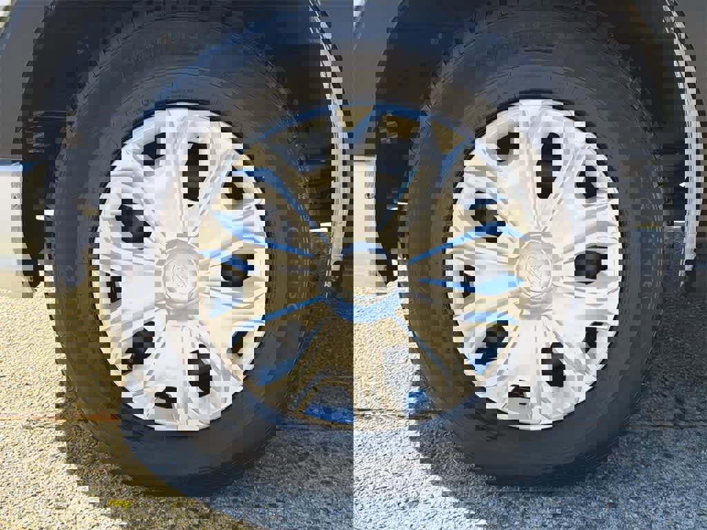 Used 2023 Ford Transit 350 XLT image 9