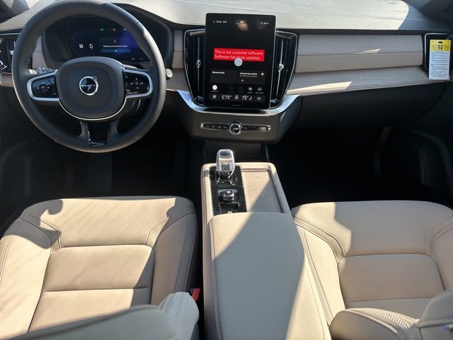 New 2026 Volvo XC90 B6 Plus w/ Protection Package Premier image 11