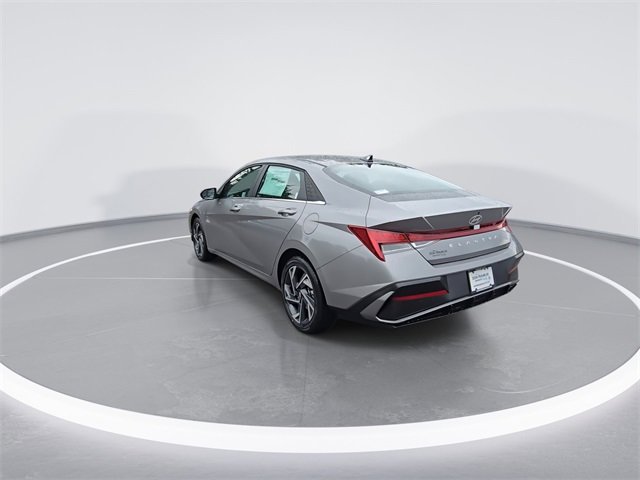 New 2025 Hyundai Elantra Limited image 7