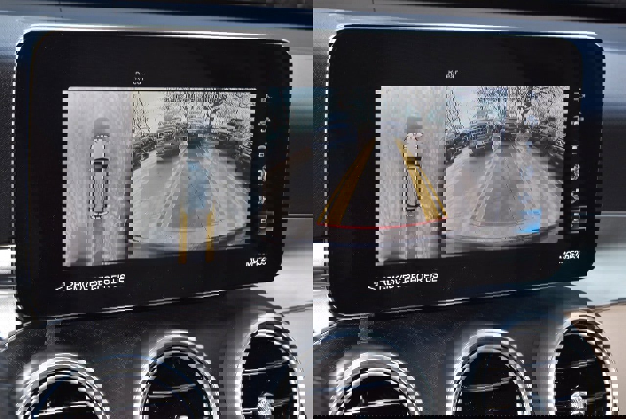 Used 2022 Mercedes-Benz GLC 300 image 28