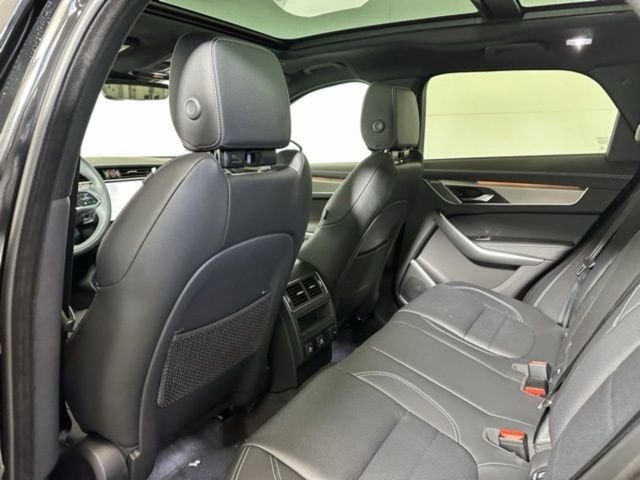 New 2026 Jaguar F-PACE R-Dynamic S AWD/4WD image 15