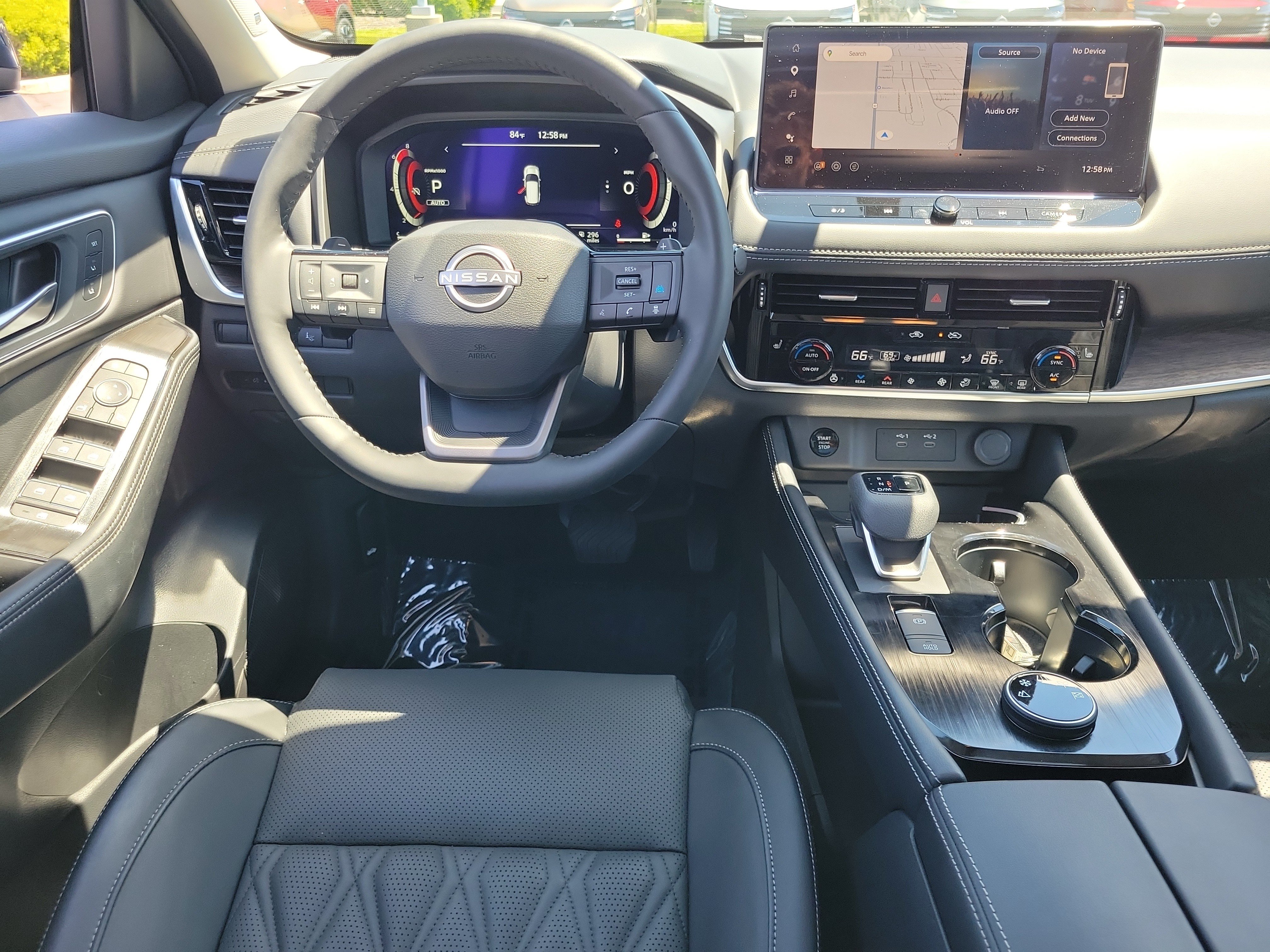 Certified 2026 Nissan Rogue Platinum w/ Platinum Premium Package AWD/4WD image 10