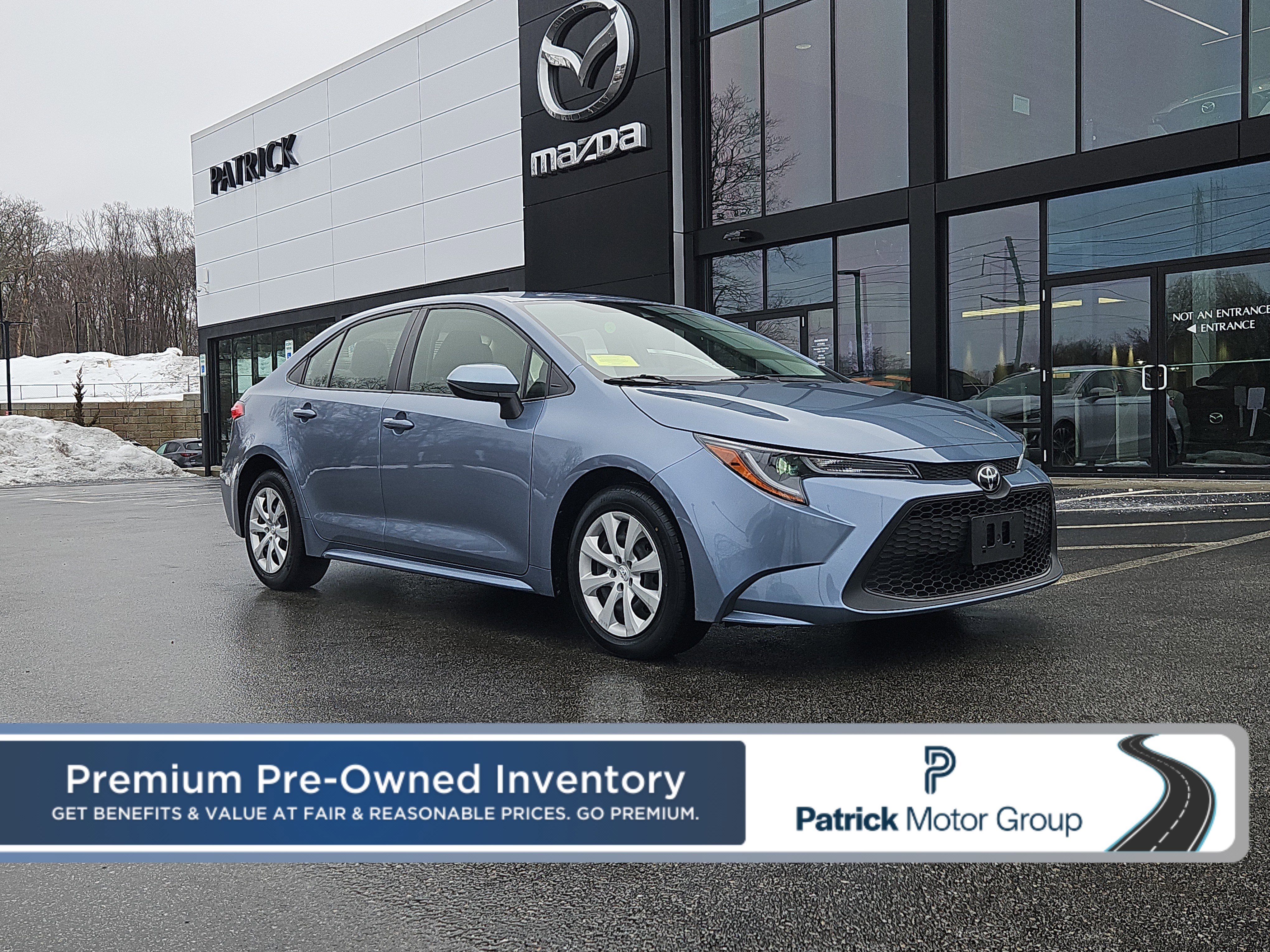 Used 2022 Toyota Corolla LE image 1