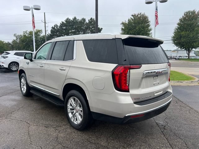 Used 2023 GMC Yukon SLT w/ SLT Luxury Package AWD/4WD image 8