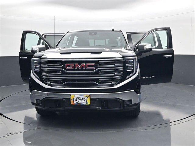 Used 2023 GMC Sierra 1500 SLT w/ SLT Premium Package image 31