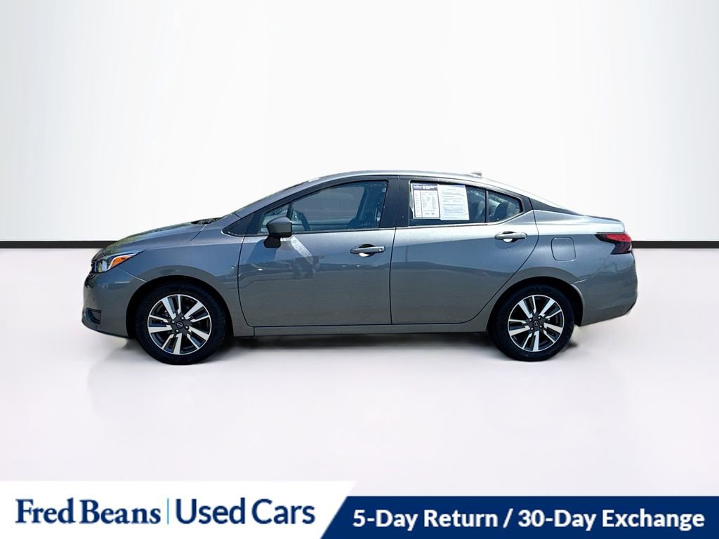 Used 2024 Nissan Versa SV FWD image 4