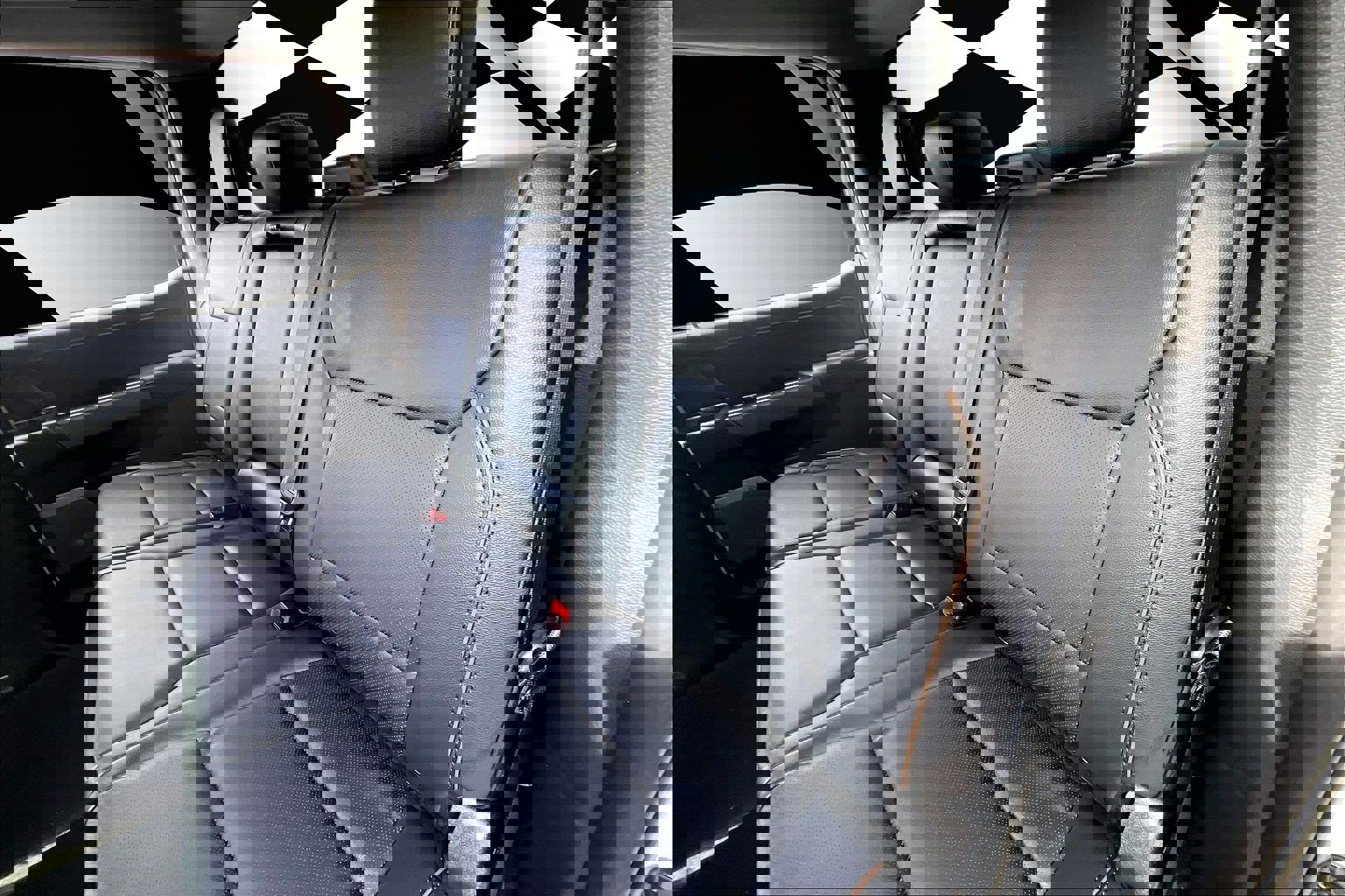 New 2026 Ford F350 Lariat w/ Black Appearance Package image 10