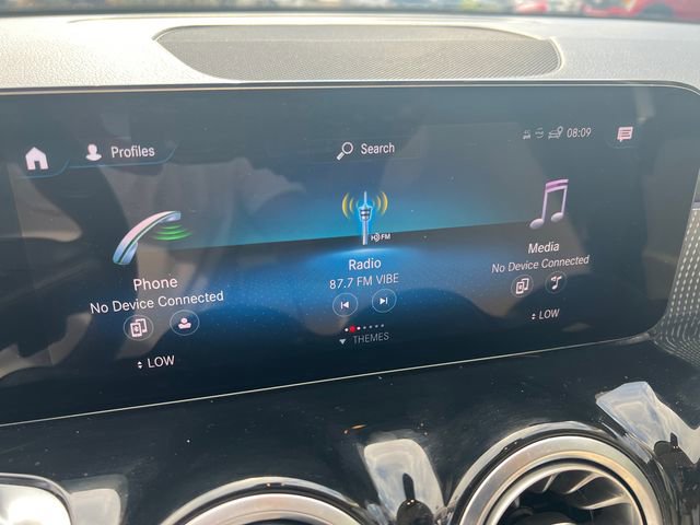 Used 2022 Mercedes-Benz GLB 250 4MATIC image 26