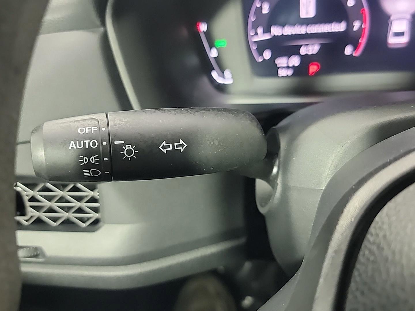 Certified 2025 Honda Accord SE image 29