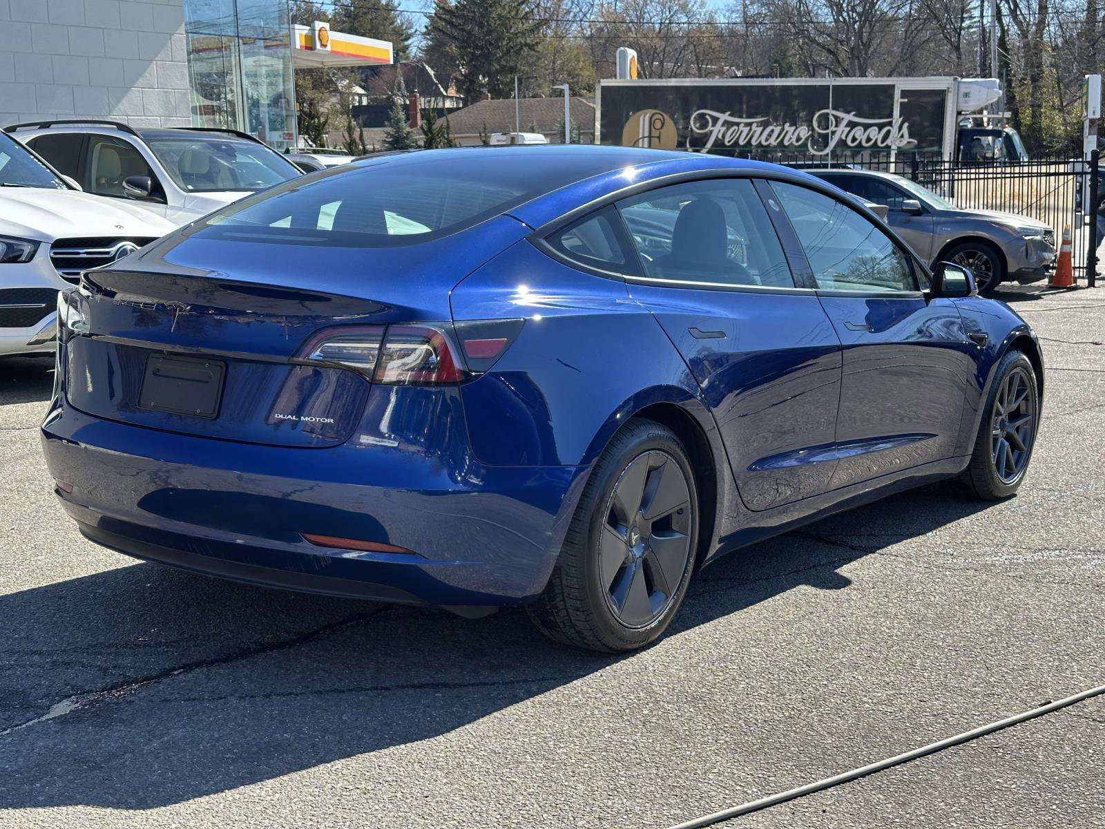 Used 2022 Tesla Model 3 Long Range image 3