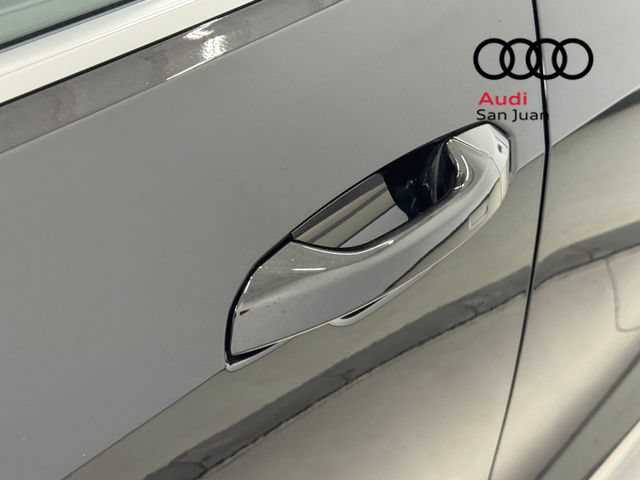 Used 2025 Audi Q5 Premium w/ Convenience Package AWD/4WD image 8