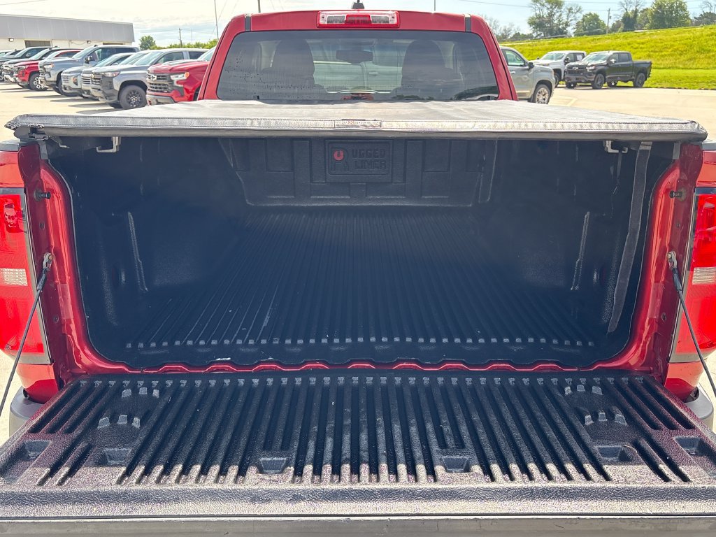 Used 2015 Chevrolet Colorado Z71 AWD/4WD image 32
