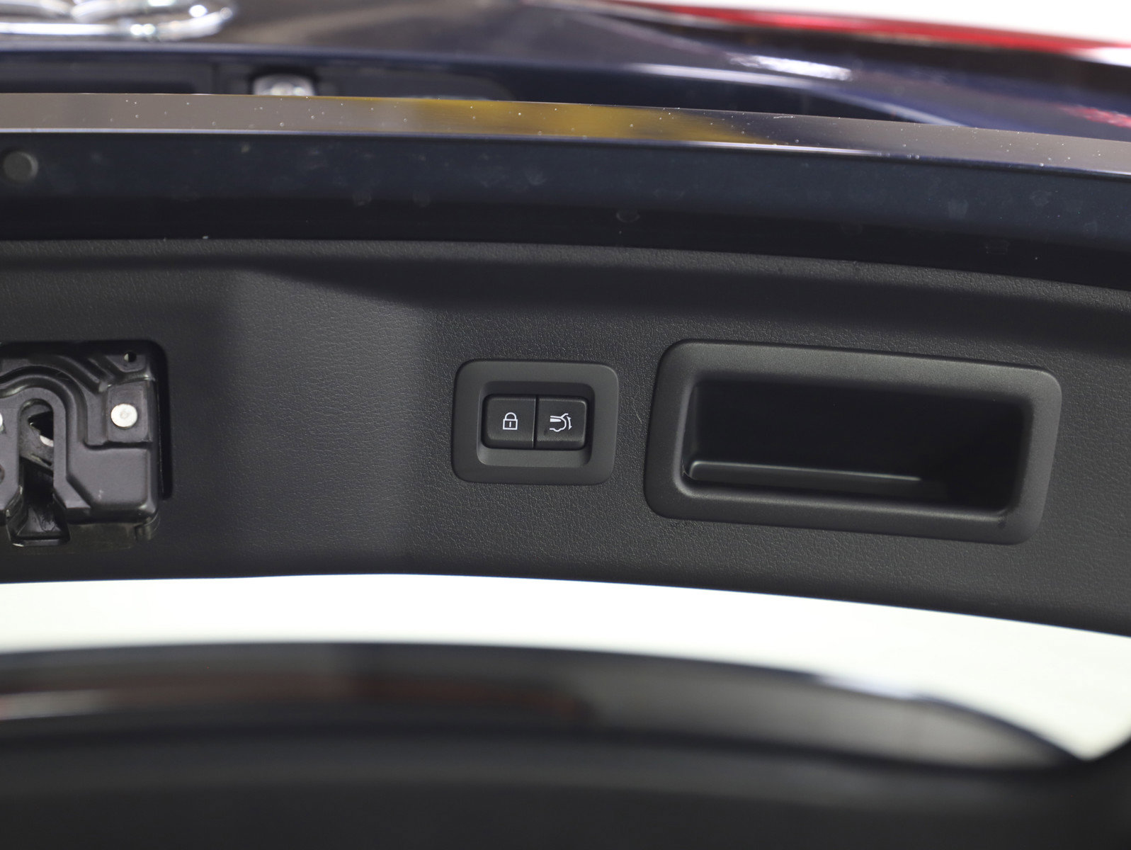 Certified 2024 MAZDA CX-90 3.3 Turbo w/ Premium Plus Pkg image 11