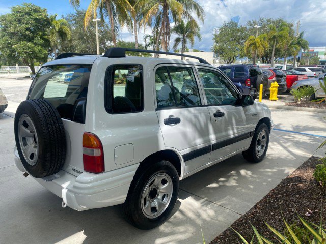 Used 2001 Suzuki Vitara JLS image 8