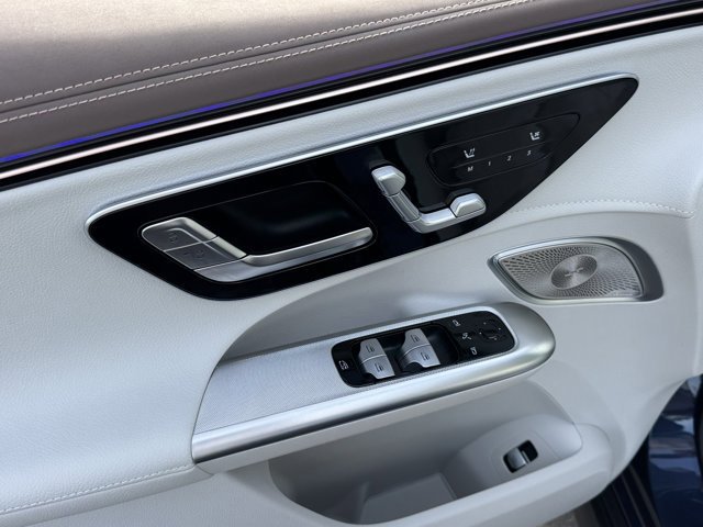 New 2026 Mercedes-Benz EQE 320+ SUV image 9