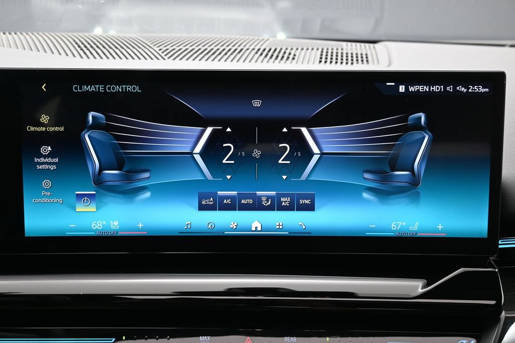 Used 2025 BMW 530i RWD image 29